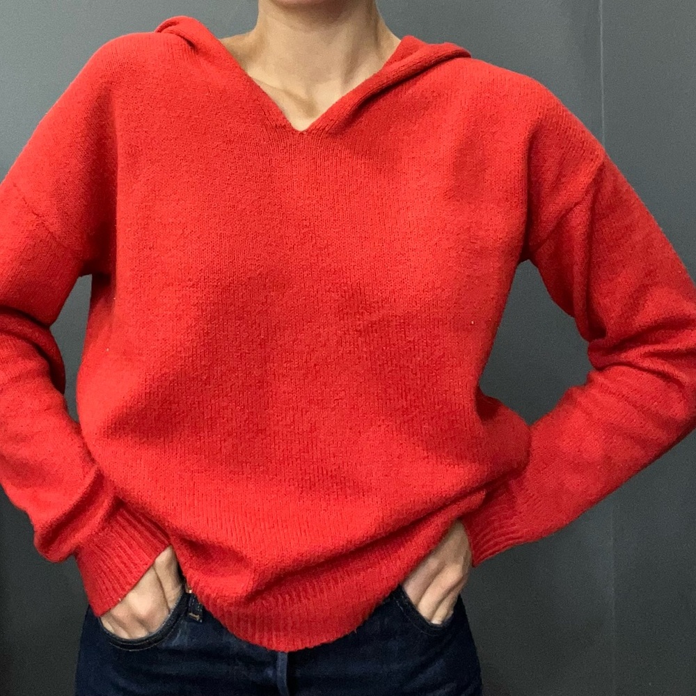 Red v neck hooded sweater pullover hoodie